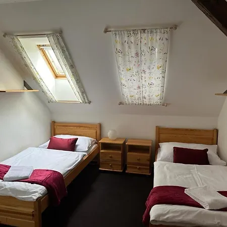 Statek Benice Chrastany (Benesov)