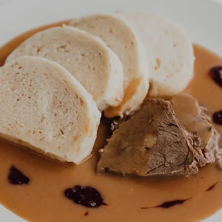 بيت ضيافة Statek Benice Chrastany (Benesov)